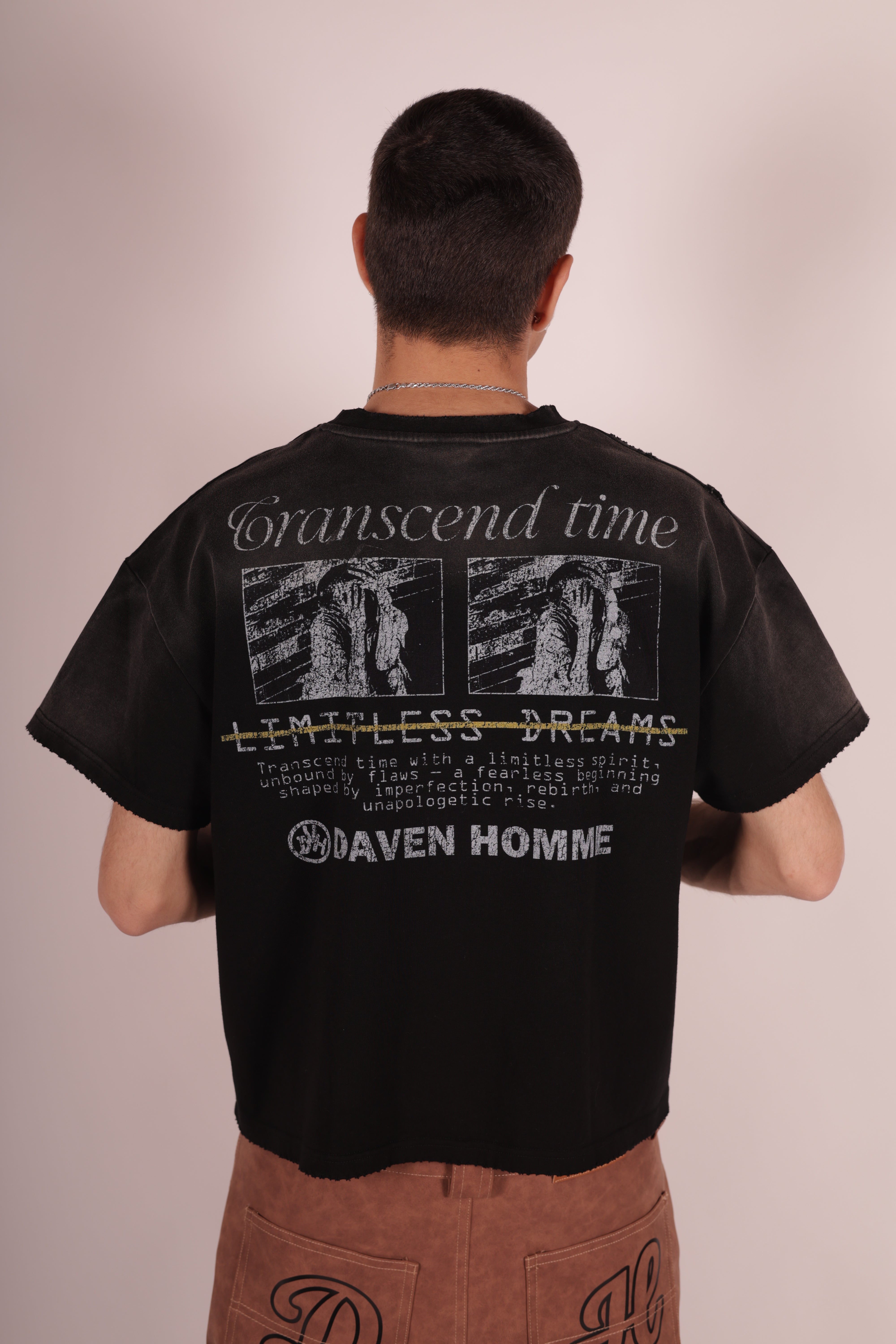 LIMITLESS RISE TEE