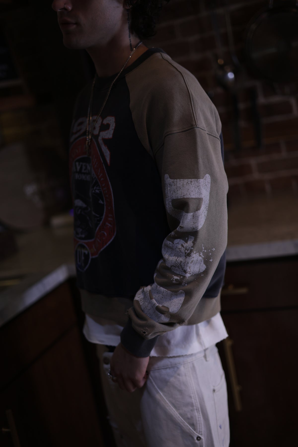 1982 M.O.Y CREWNECK