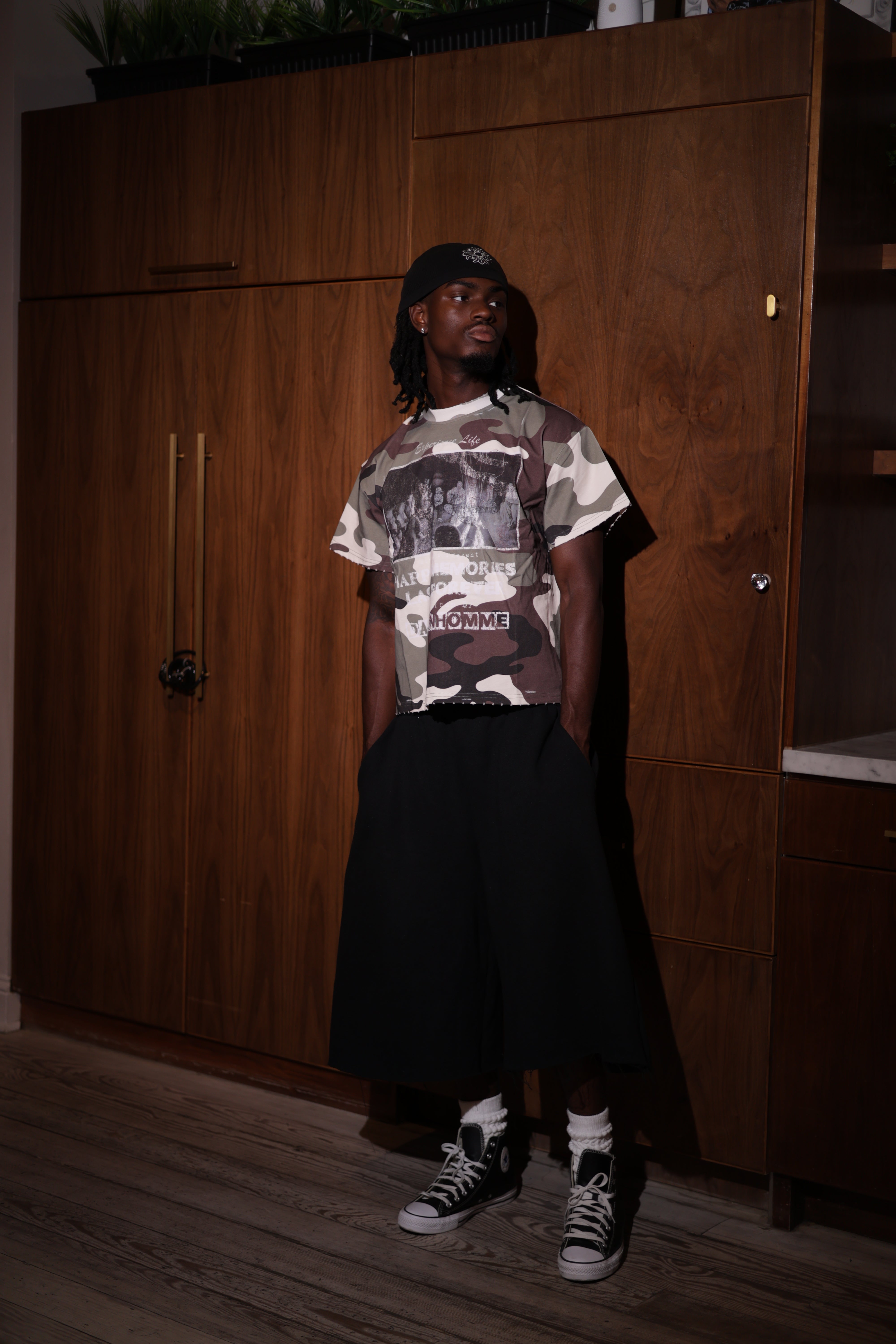 HAPPY MEMORIES CAMO TEE