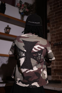 HAPPY MEMORIES CAMO TEE