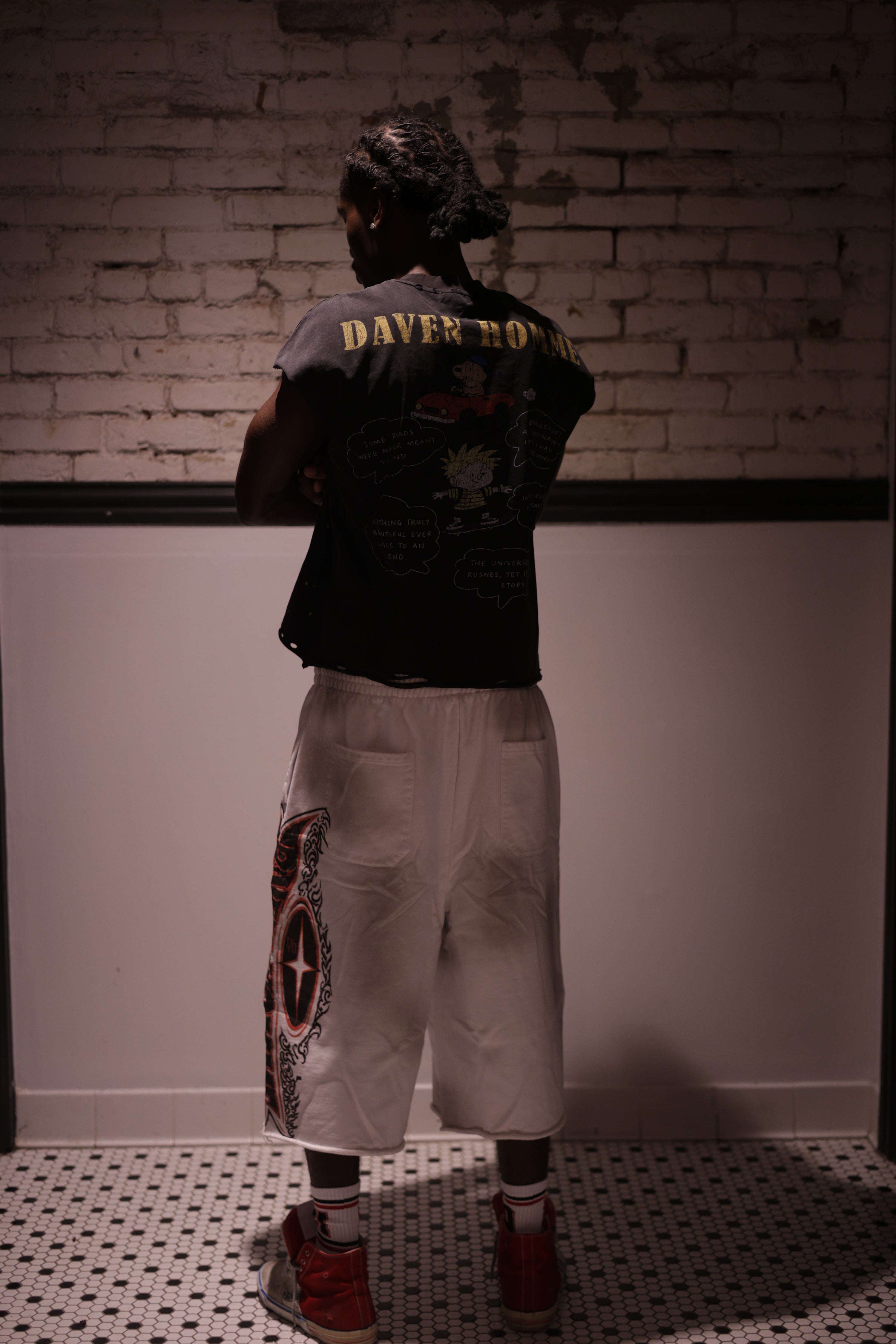 DH WHITE BUGGER 3/4 SWEAT SHORTS
