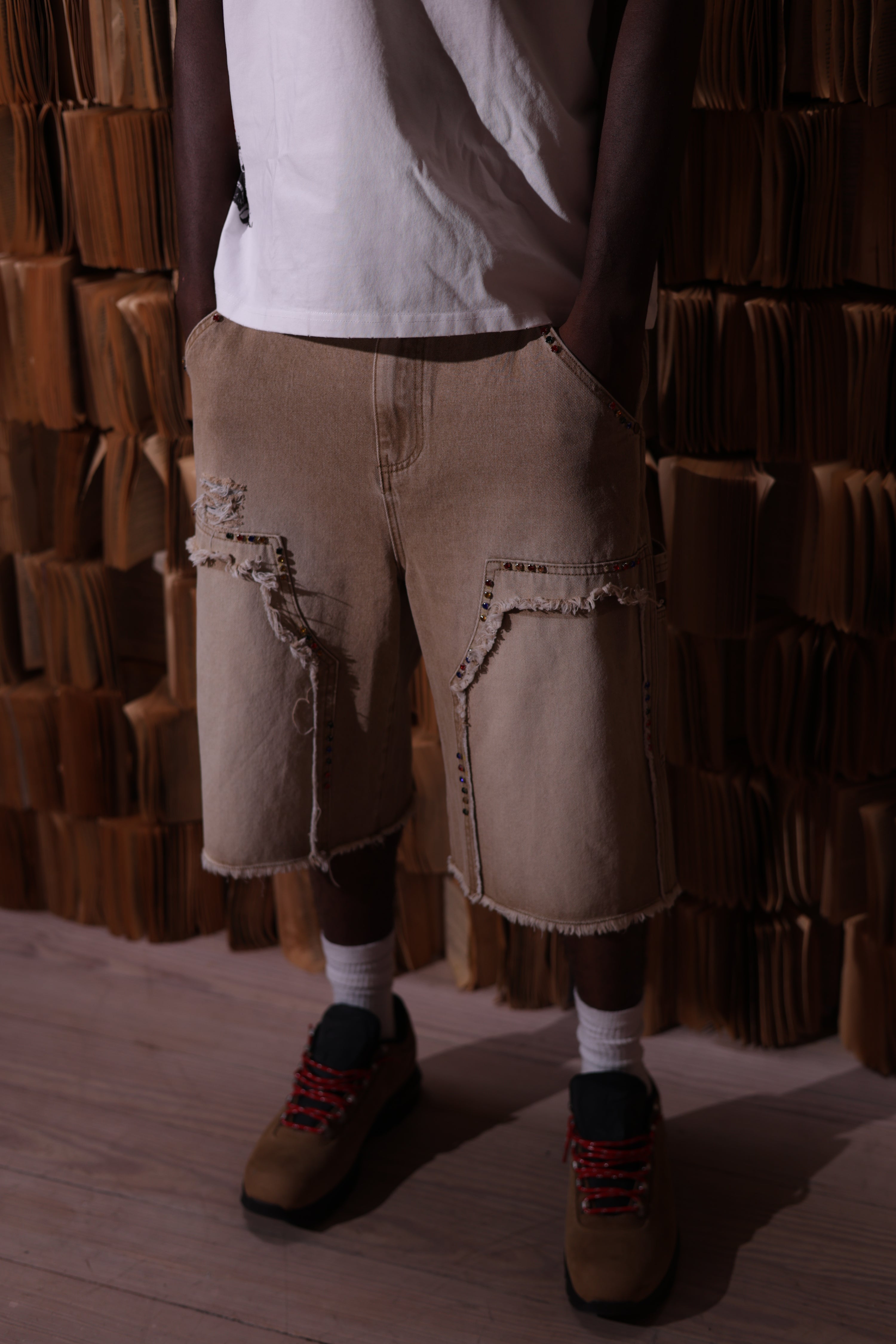 DH EMBEDDED RHINESTONES SHORTS