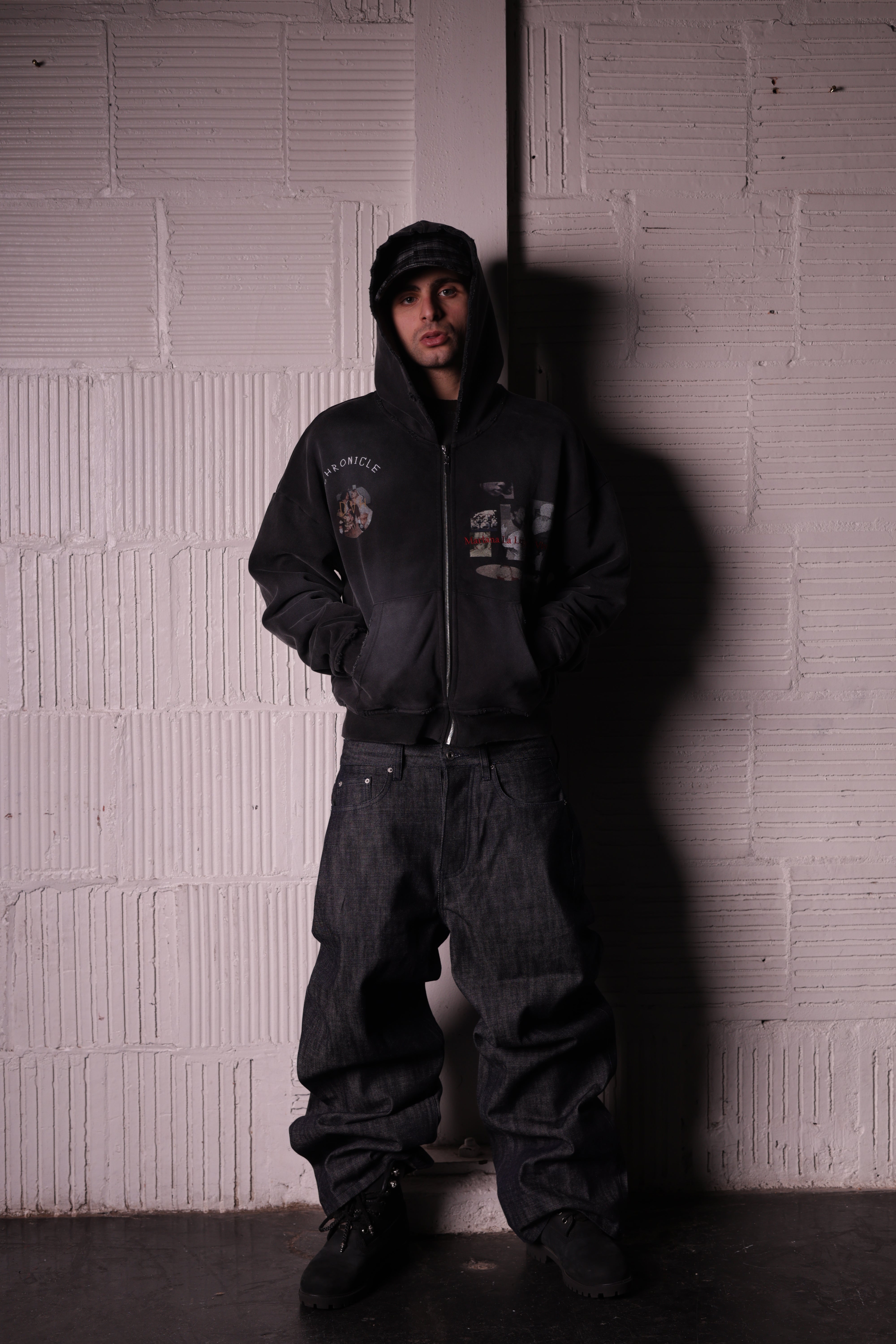 DH CHRONICLE HOODIE