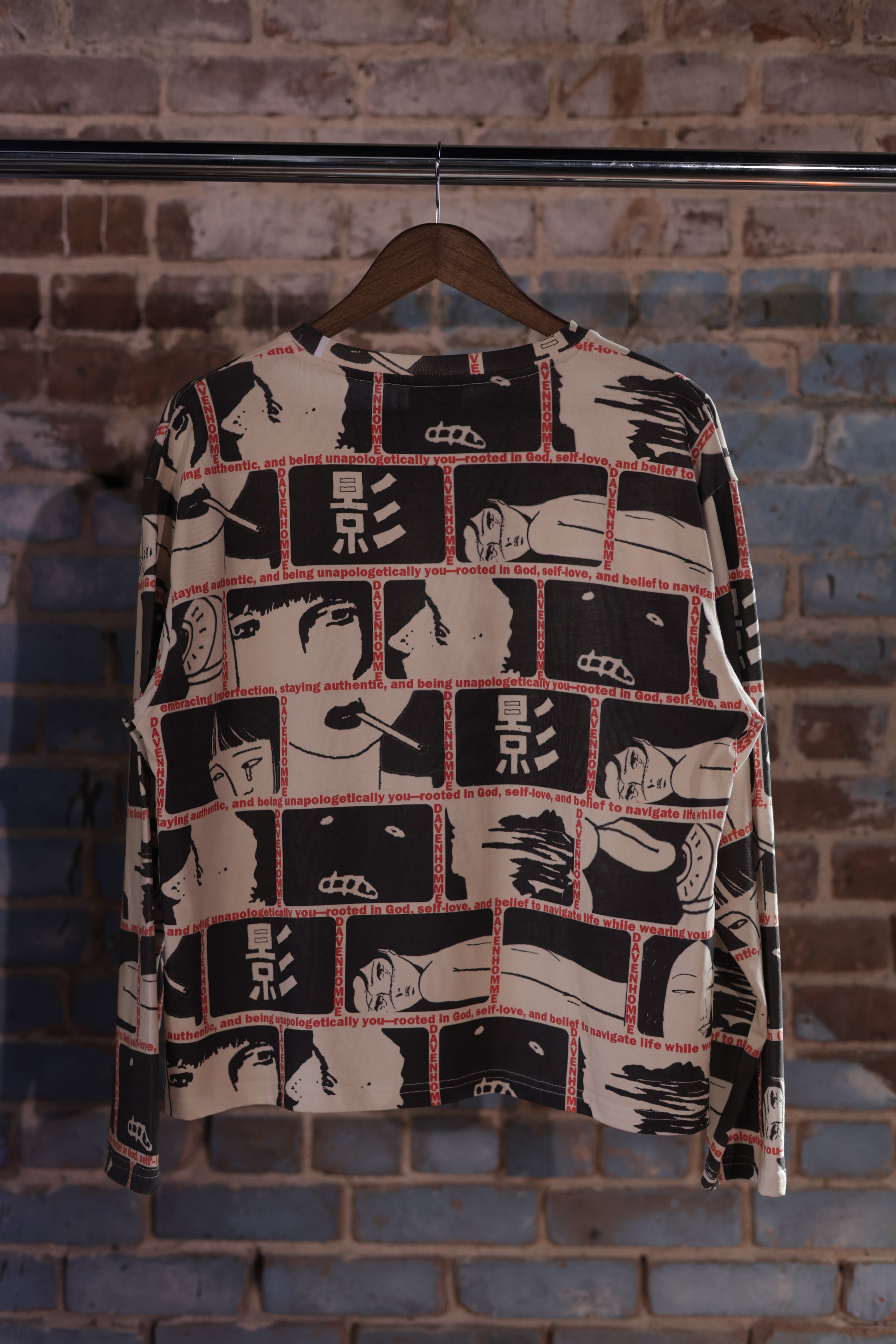 FLAWS TEE